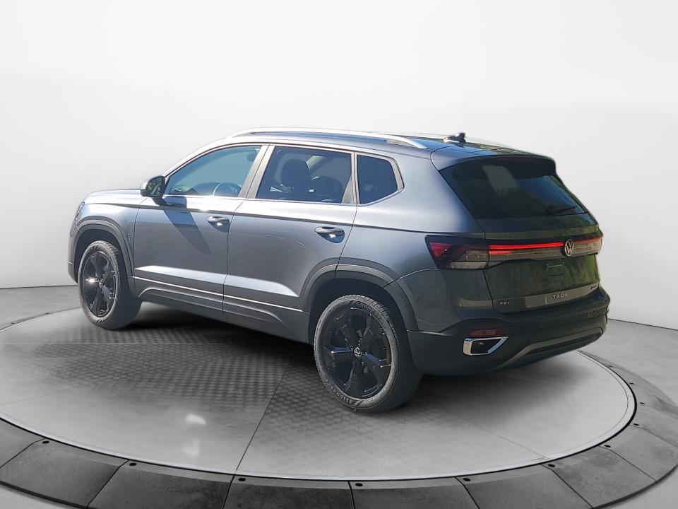 2027 Volkswagen Taos SEL