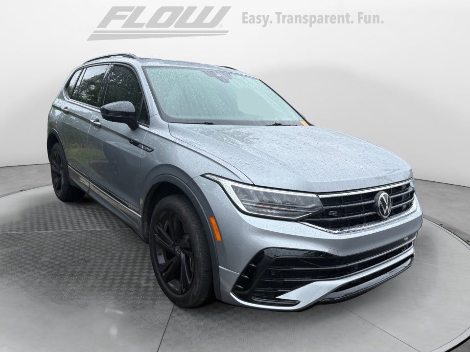 2023 Volkswagen Tiguan 2.0T SE R-Line Black's photo