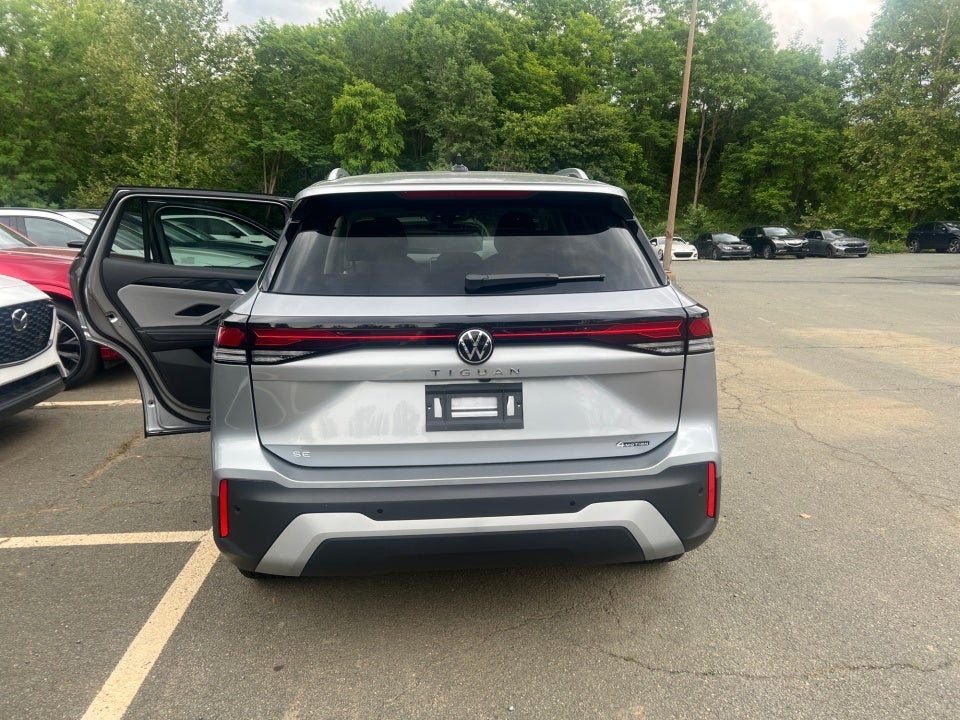 2026 Volkswagen Tiguan 2.0T SE