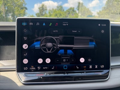 2025 Volkswagen Tiguan 2.0T SE