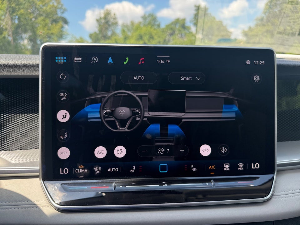 2025 Volkswagen Tiguan 2.0T SE