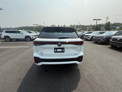 2026 Volkswagen Tiguan 2.0T SE R-Line Black
