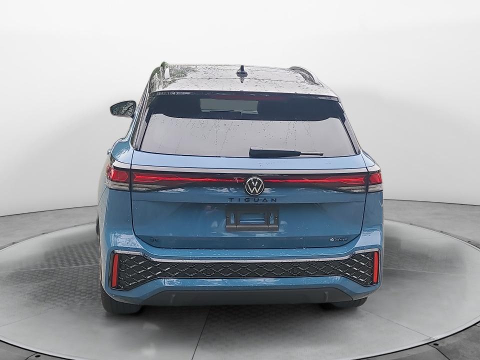 2026 Volkswagen Tiguan SE R-Line Black