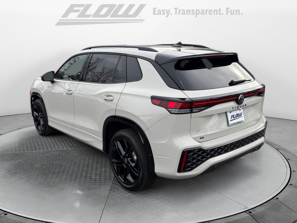 2026 Volkswagen Tiguan 2.0T SE R-Line Black