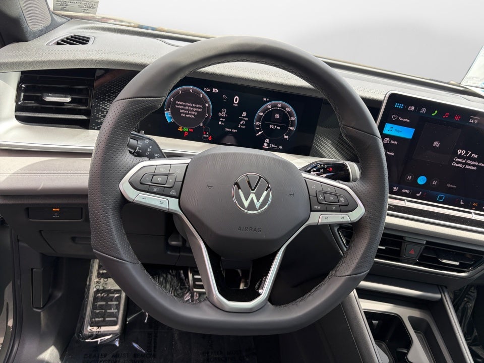 2026 Volkswagen Tiguan 2.0T SE R-Line Black