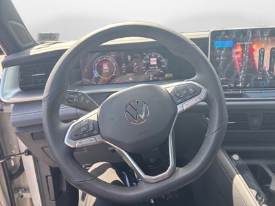 2026 Volkswagen Tiguan 2.0T SE R-Line Black