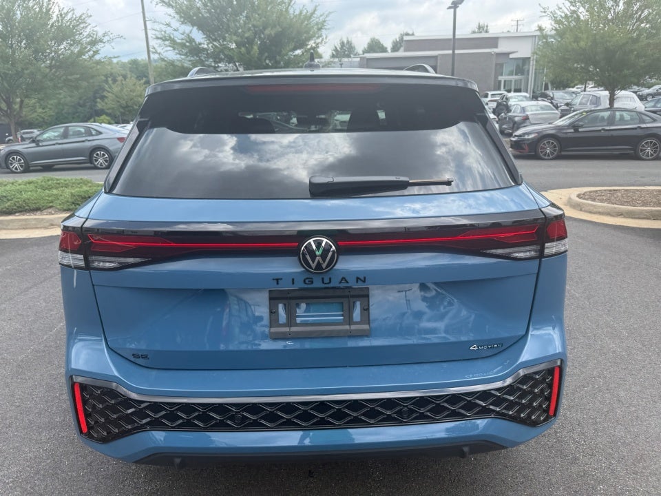 2026 Volkswagen Tiguan 2.0T SE R-Line Black