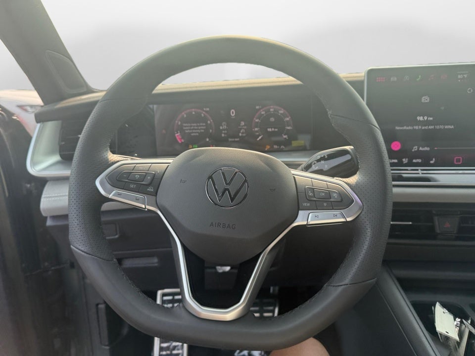 2026 Volkswagen Tiguan 2.0T SE R-Line Black