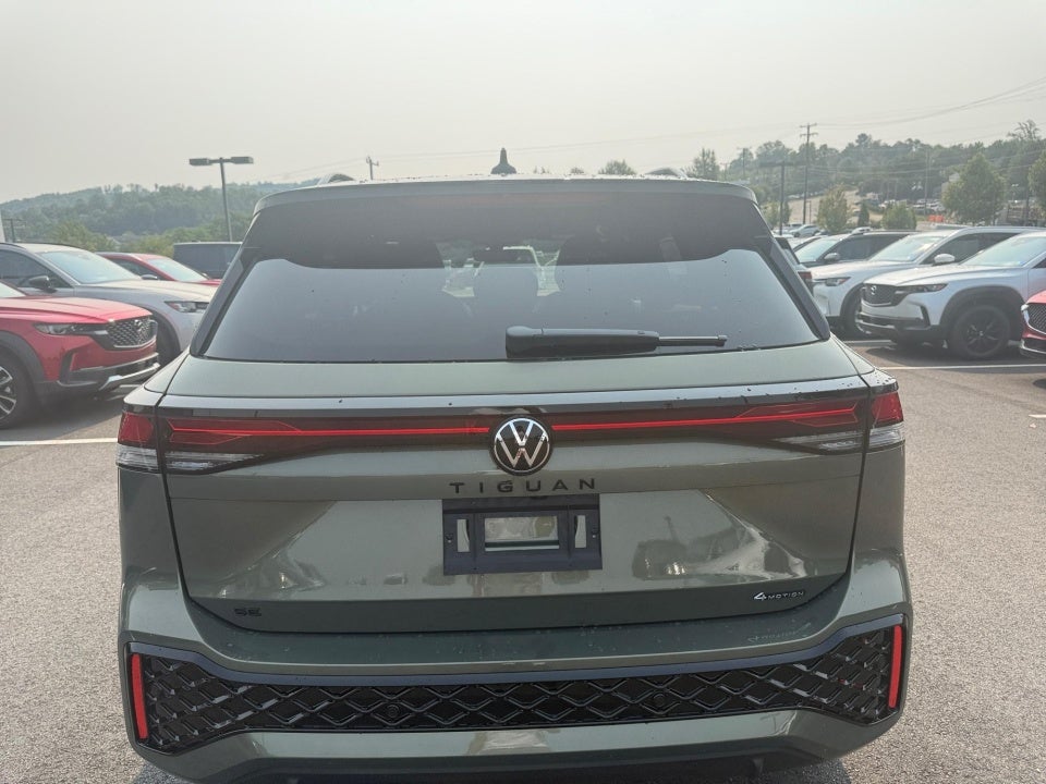 2026 Volkswagen Tiguan 2.0T SE R-Line Black