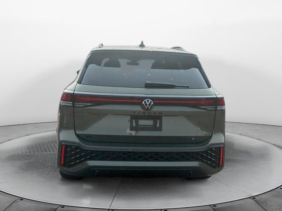 2026 Volkswagen Tiguan 2.0T SE R-Line Black