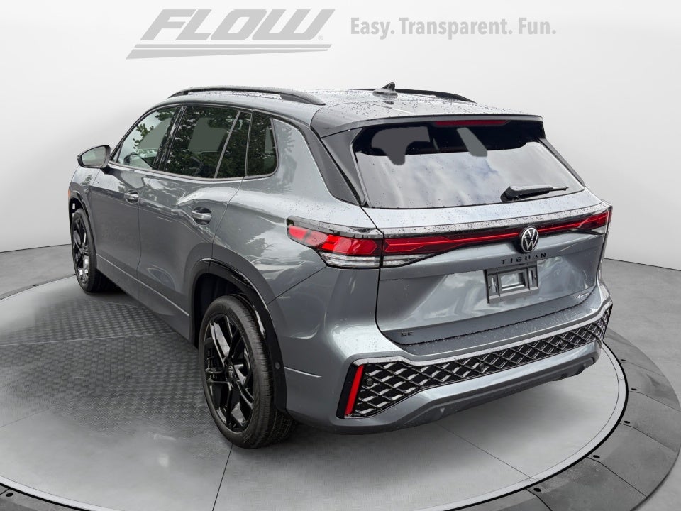 2026 Volkswagen Tiguan 2.0T SE R-Line Black