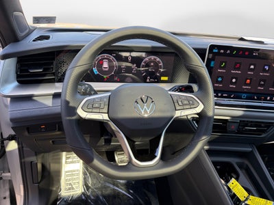 2026 Volkswagen Tiguan 2.0T SE R-Line Black