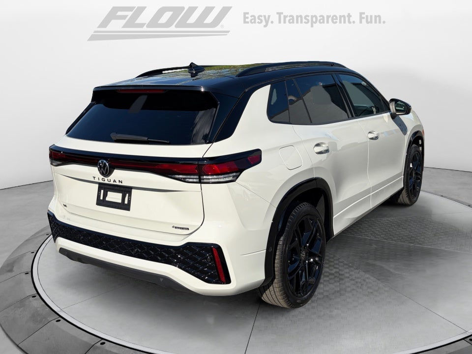 2026 Volkswagen Tiguan 2.0T SE R-Line Black