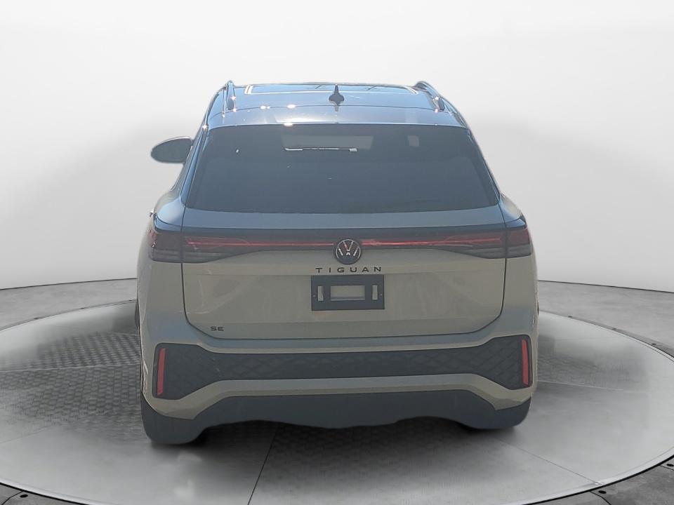 2026 Volkswagen Tiguan 2.0T SE R-Line Black