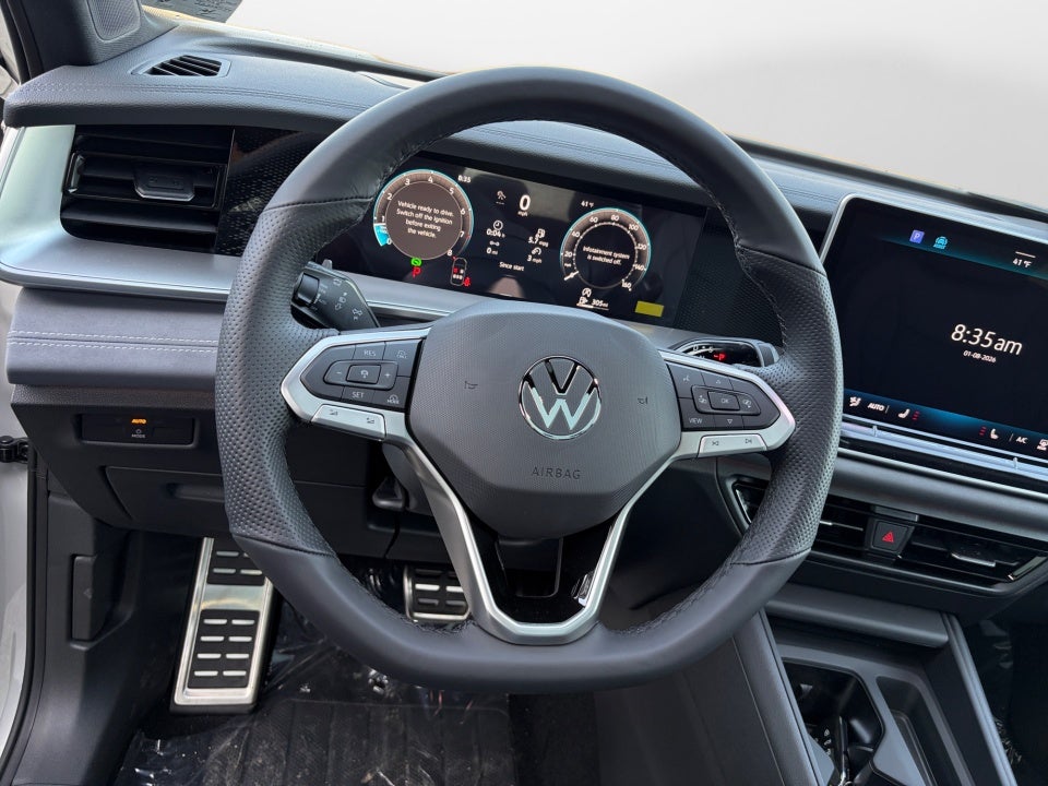 2026 Volkswagen Tiguan 2.0T SE R-Line Black