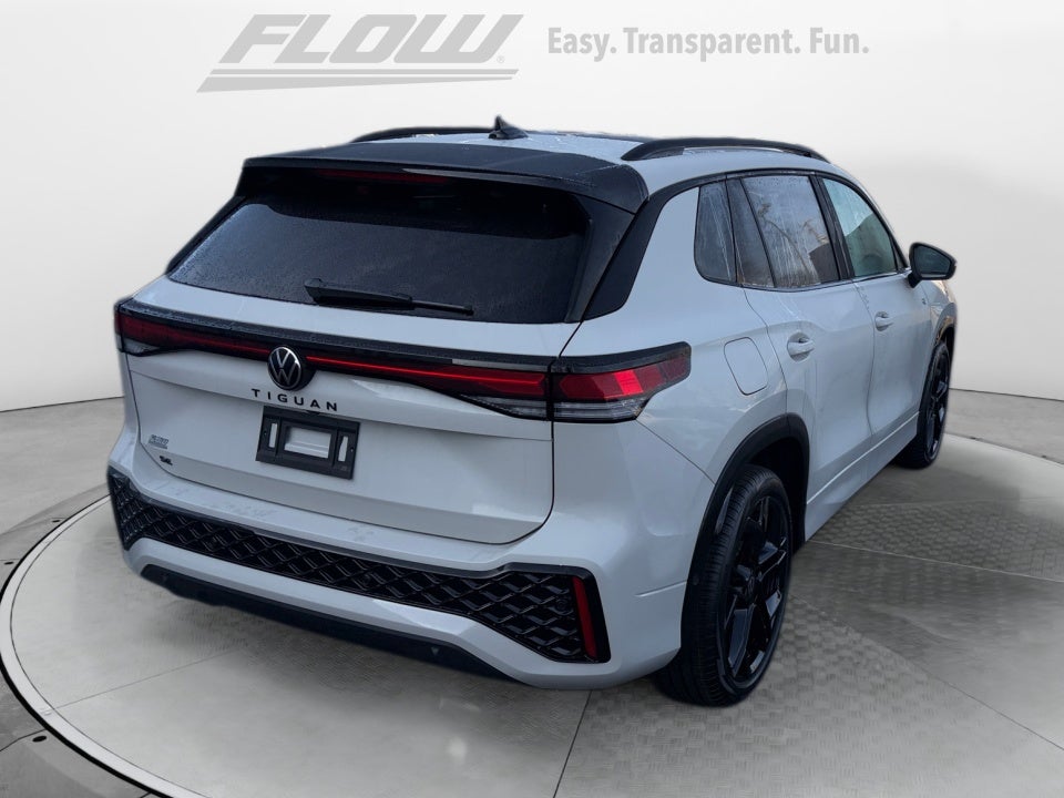 2026 Volkswagen Tiguan 2.0T SE R-Line Black