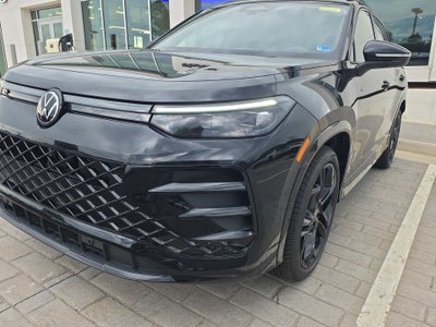 2026 Volkswagen Tiguan 2.0T SE R-Line Black