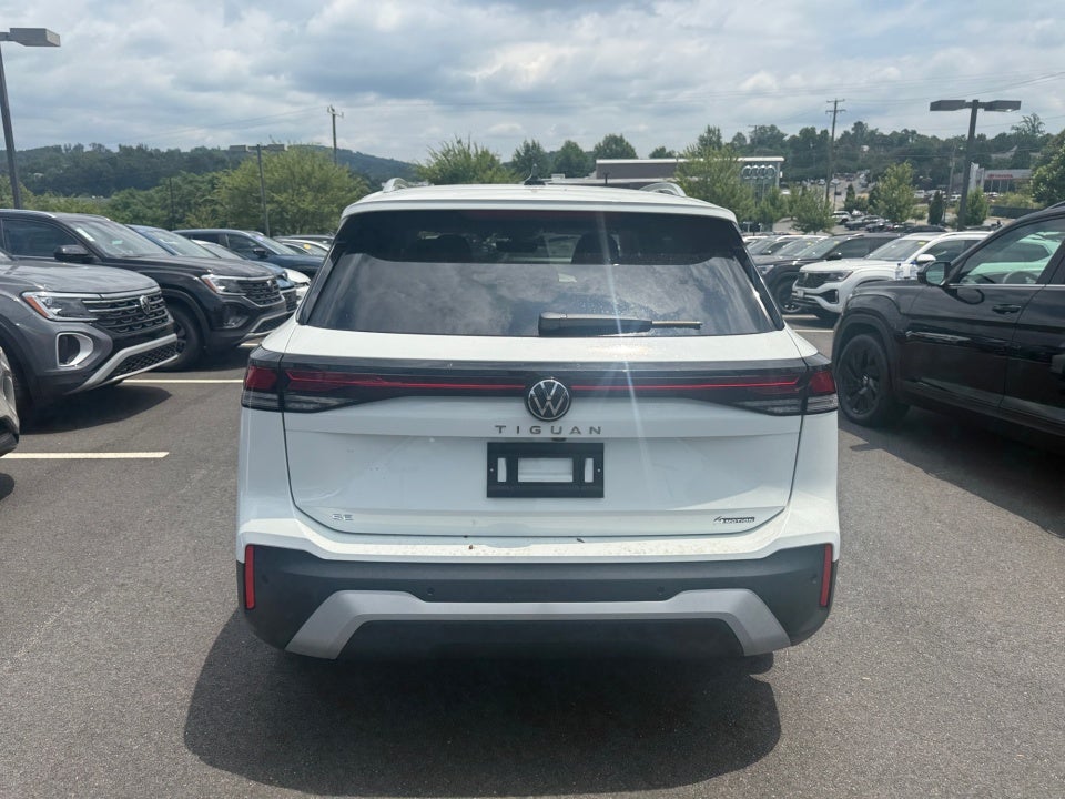 2026 Volkswagen Tiguan 2.0T SE