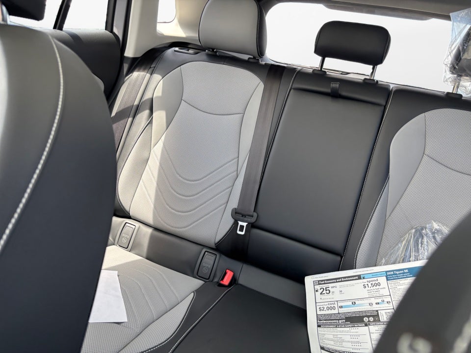 2026 Volkswagen Tiguan 2.0T SE