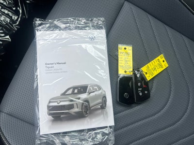 2026 Volkswagen Tiguan 2.0T SE