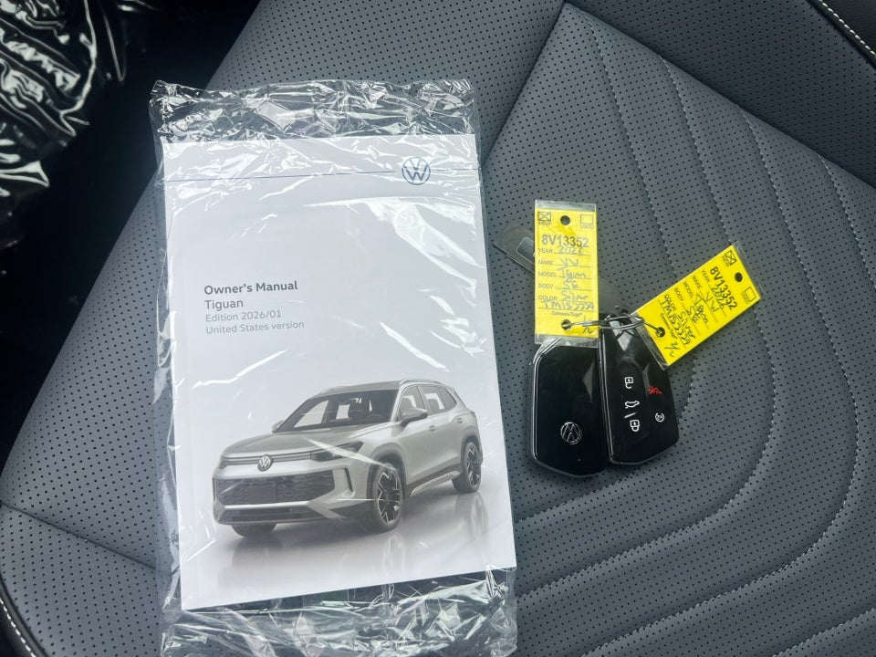 2026 Volkswagen Tiguan 2.0T SE