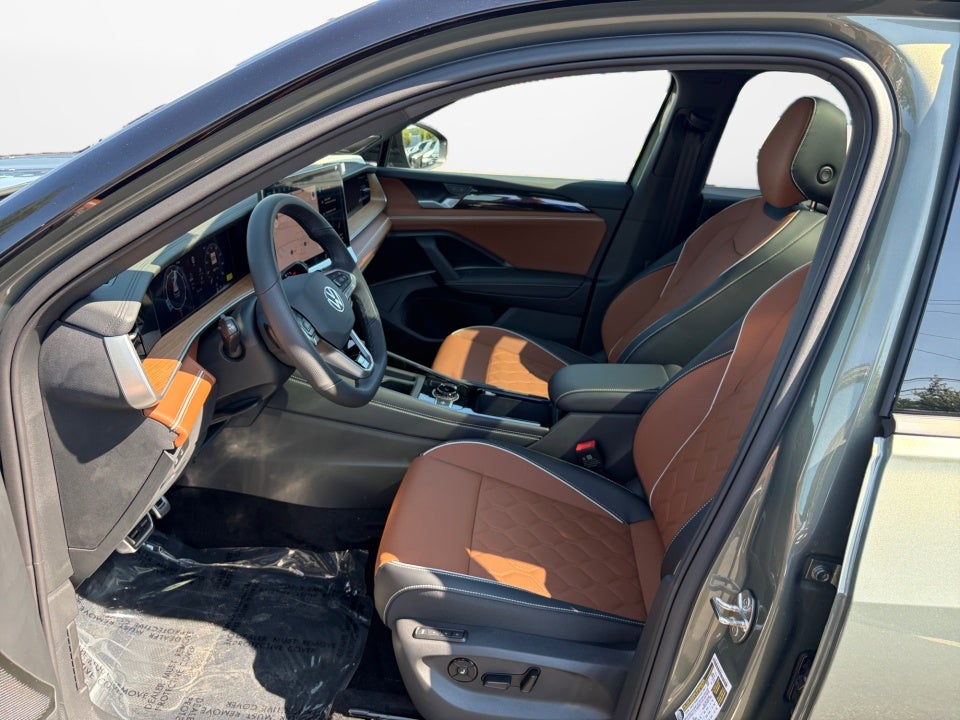 2026 Volkswagen Tiguan 2.0T SEL R-Line Turbo