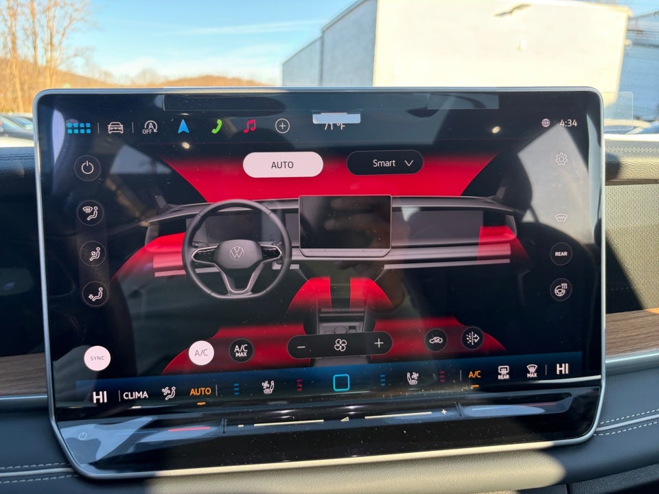 2026 Volkswagen Tiguan 2.0T SEL