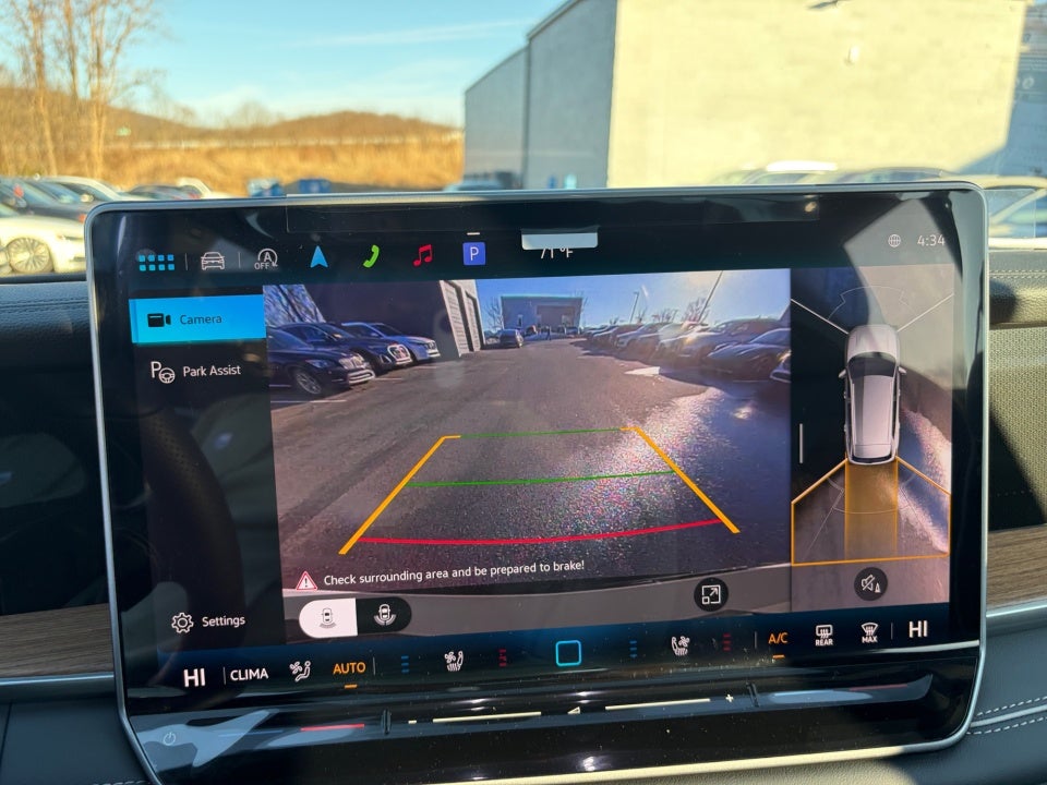 2026 Volkswagen Tiguan 2.0T SEL