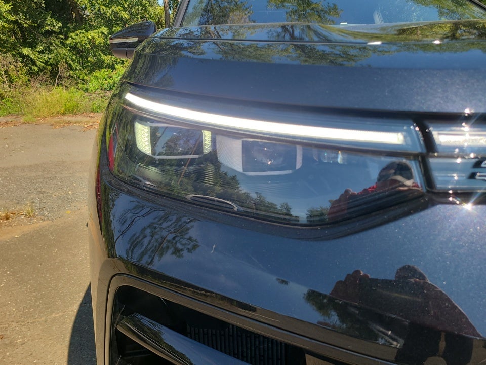 2026 Volkswagen Tiguan 2.0T SEL R-Line Turbo