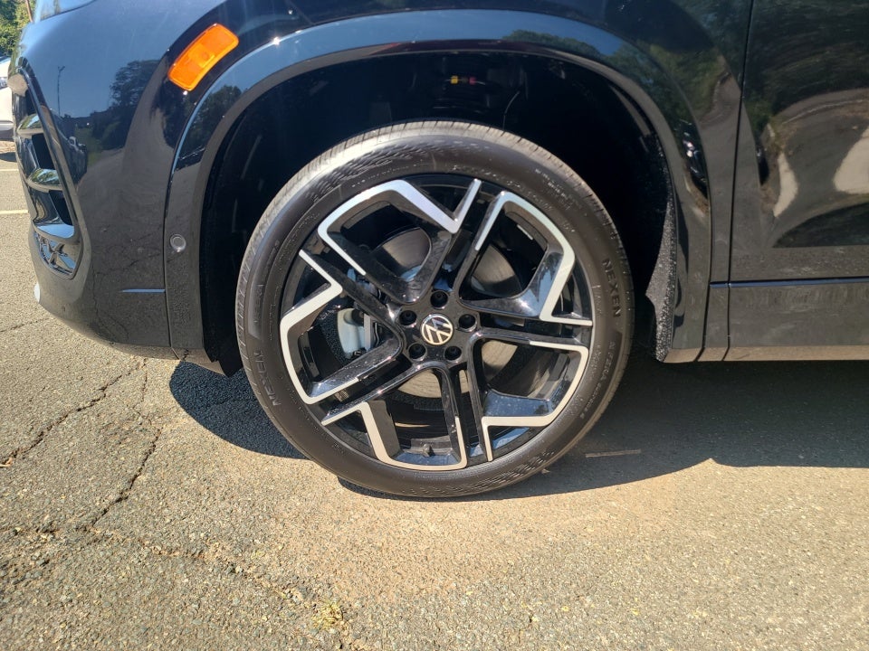 2026 Volkswagen Tiguan 2.0T SEL R-Line Turbo