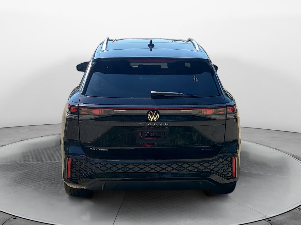 2026 Volkswagen Tiguan 2.0T SEL R-Line Turbo