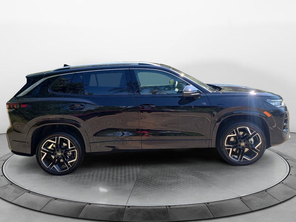 2026 Volkswagen Tiguan 2.0T SEL R-Line Turbo