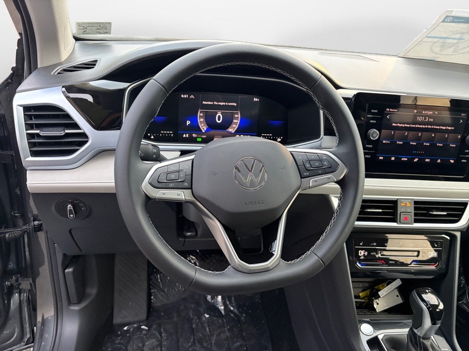 2026 Volkswagen Taos 1.5T SE