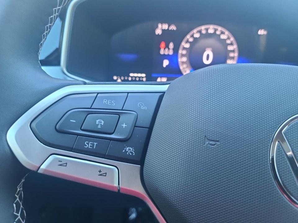 2027 Volkswagen Taos SE