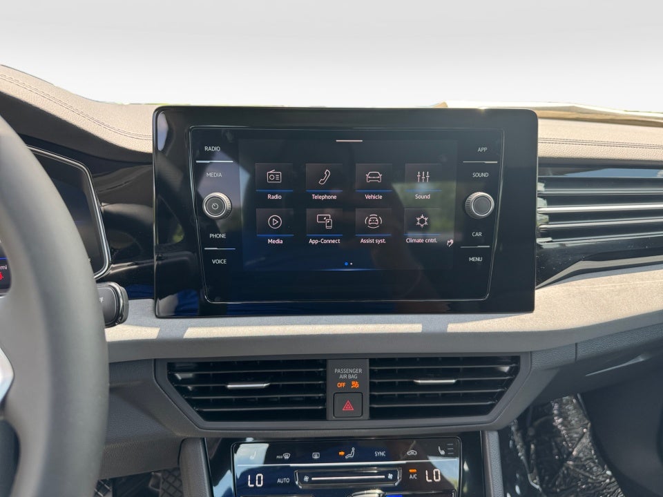 2025 Volkswagen Jetta 1.5T SE