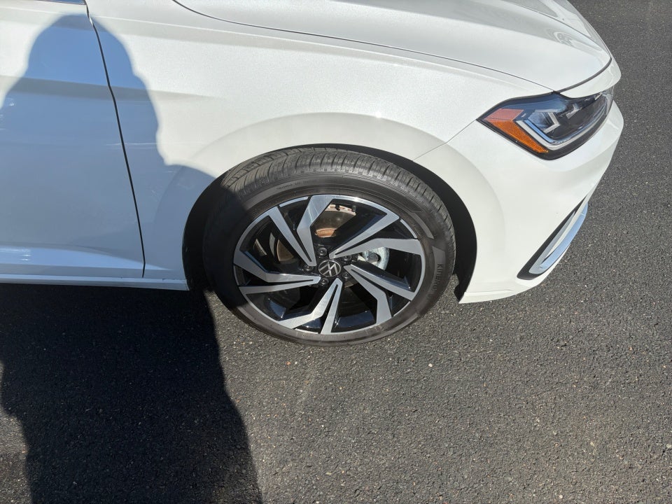 2025 Volkswagen Jetta 1.5T SEL