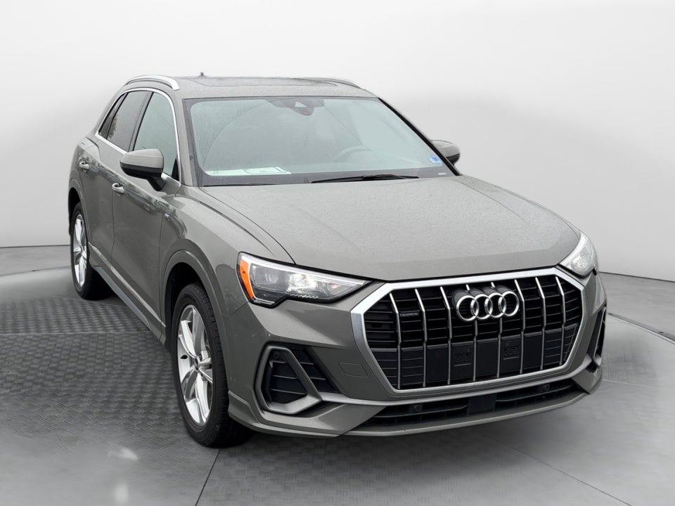 2021 Audi Q3 45 TFSI S Line Premium quattro's photo