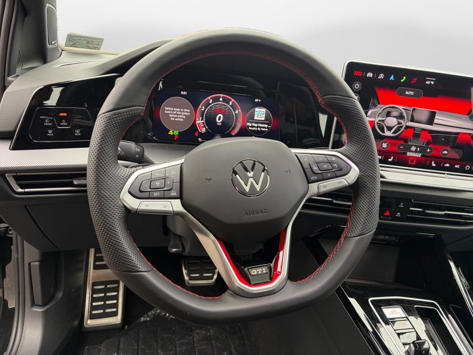 2026 Volkswagen Golf GTI SE