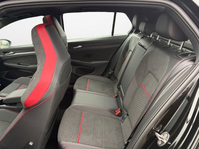 2026 Volkswagen Golf GTI SE