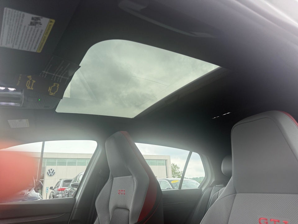 2026 Volkswagen Golf GTI 2.0T Autobahn
