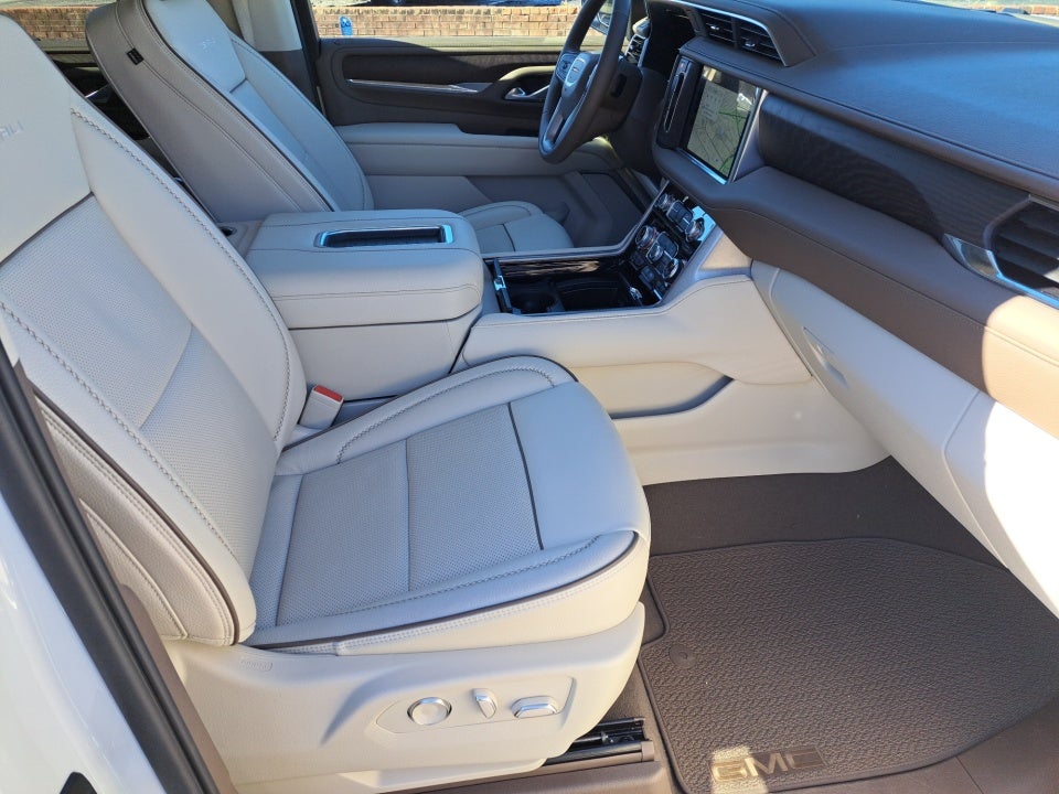 2024 GMC Yukon XL 4WD Denali