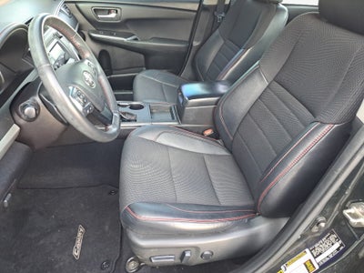 2016 Toyota Camry SE