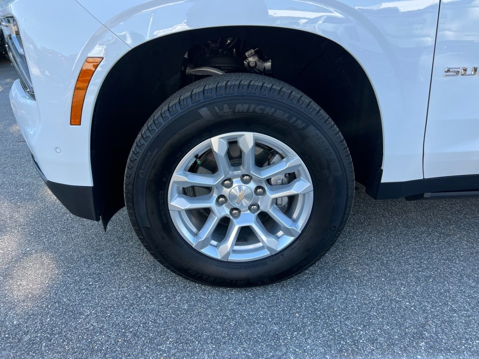 2025 Chevrolet Suburban 2WD LT