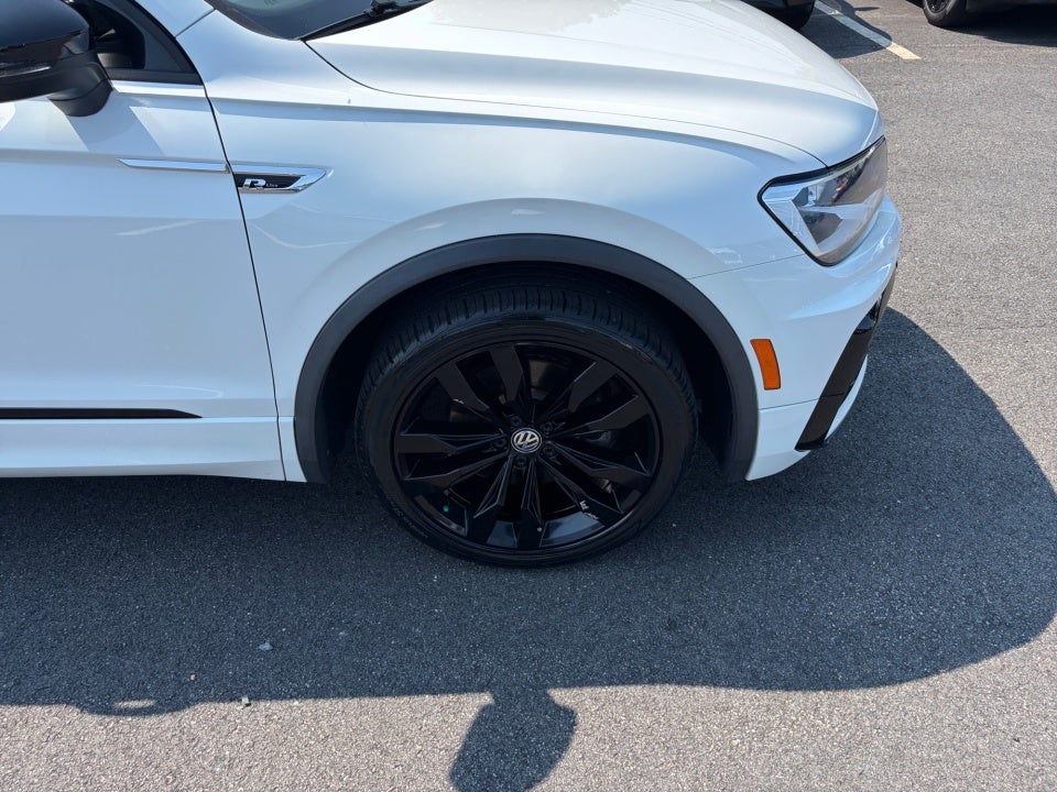 2021 Volkswagen Tiguan SE R-Line Black