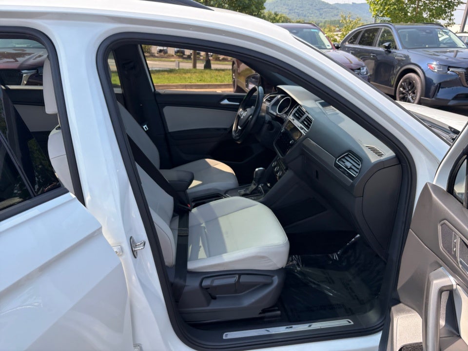 2021 Volkswagen Tiguan SE R-Line Black