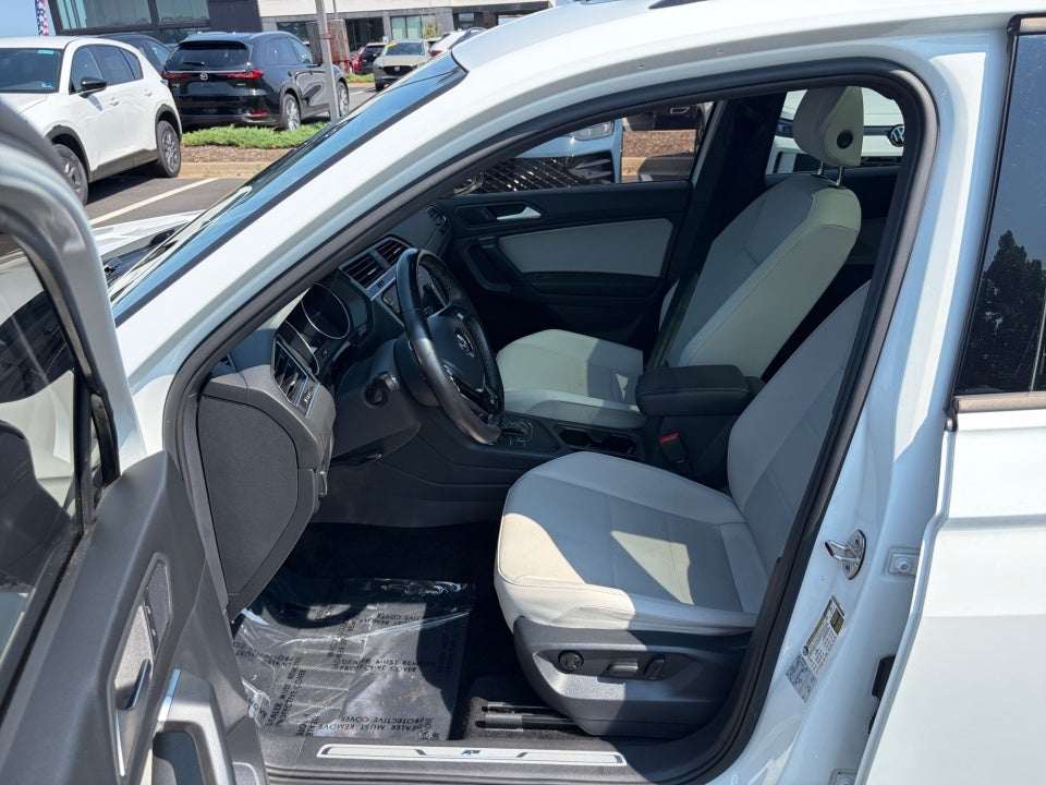 2021 Volkswagen Tiguan SE R-Line Black