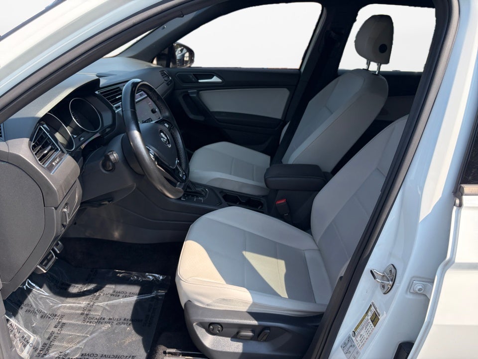 2021 Volkswagen Tiguan SE R-Line Black