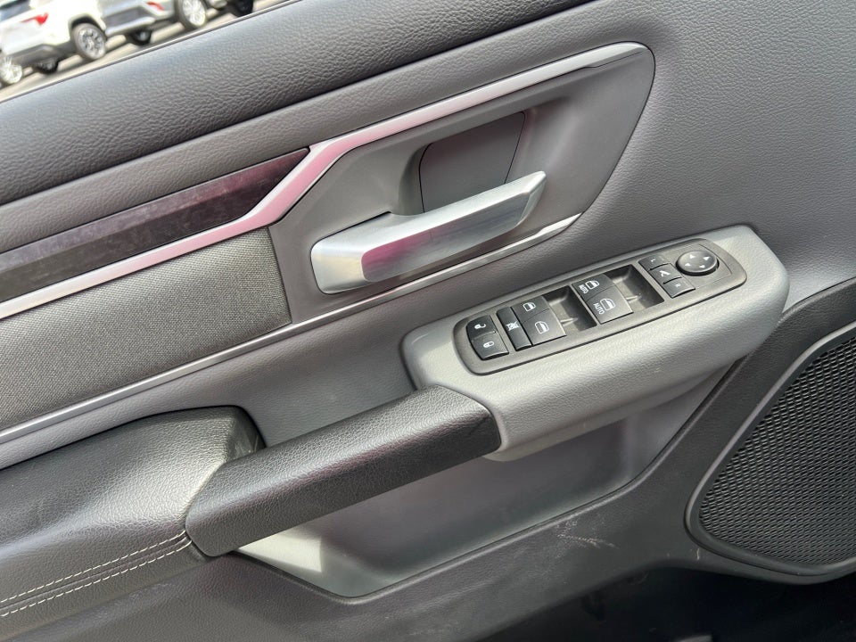 2023 RAM 1500 Big Horn Crew Cab 4x4 6'4" Box