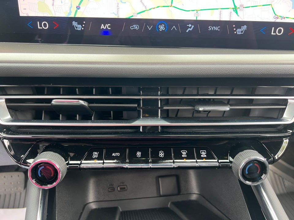 2025 Chevrolet Traverse FWD LT
