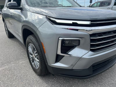 2025 Chevrolet Traverse FWD LT
